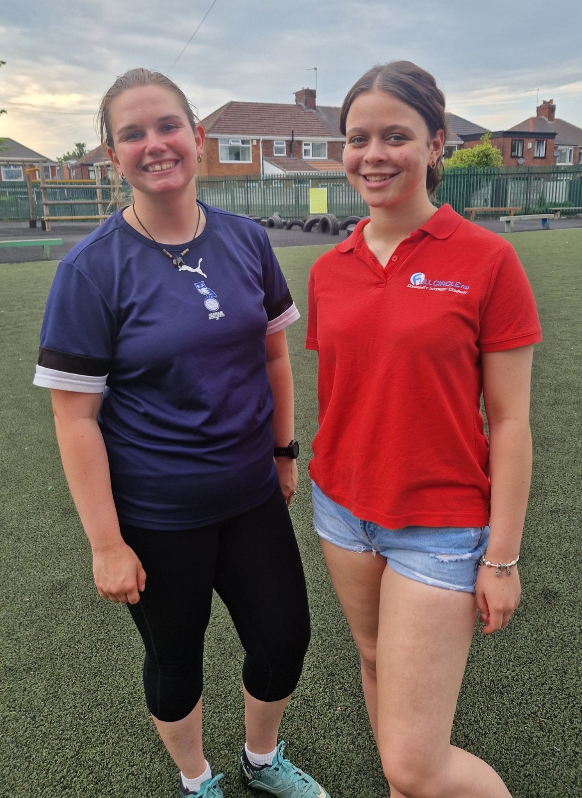 Oldham Athletic PL Kicks - Girls Only - image 2