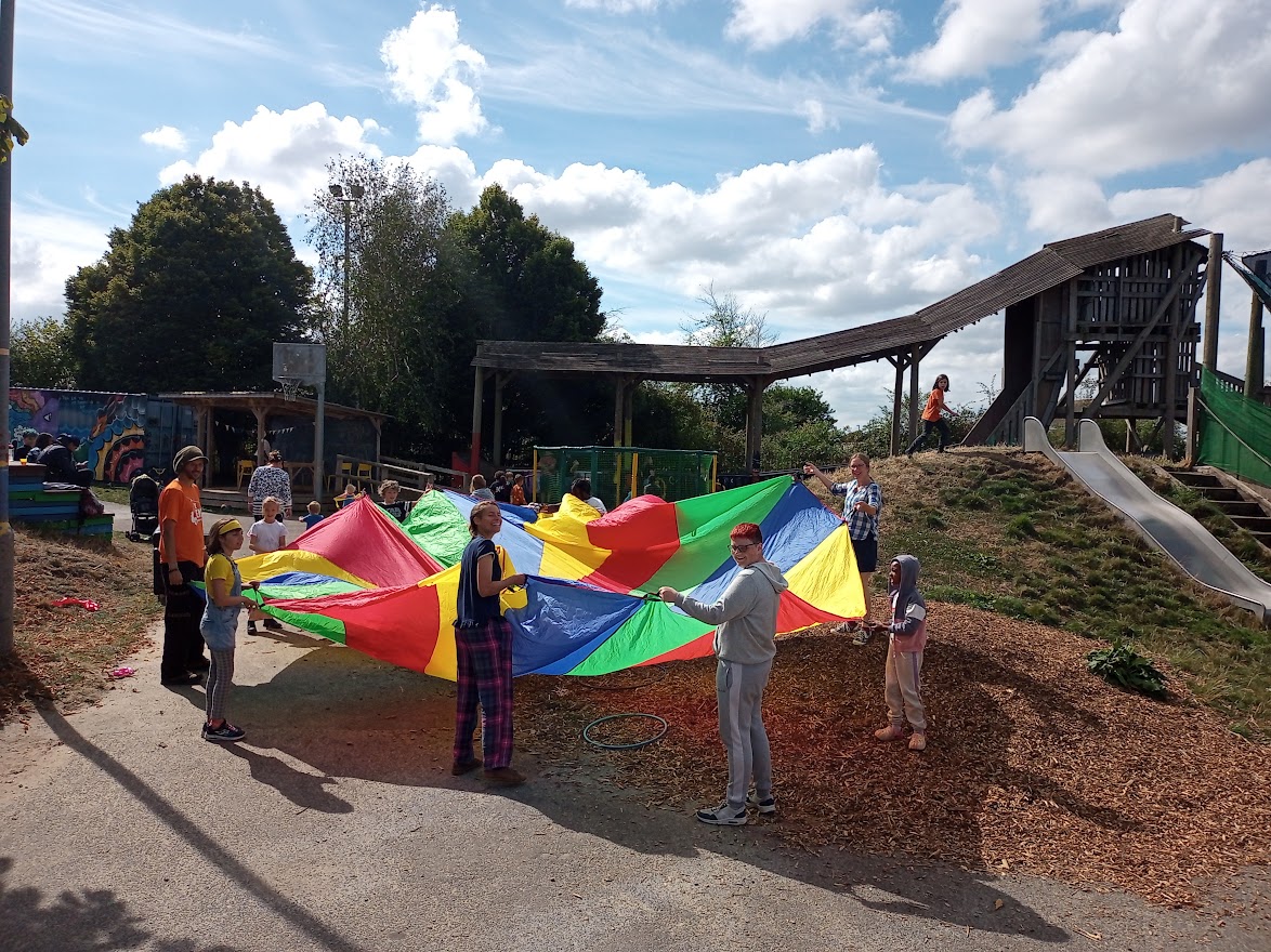 Play sessions - Holidays - image 2