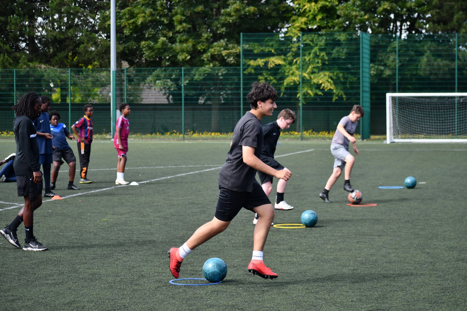 Summer HAF Bromley- Football and Food - image 6