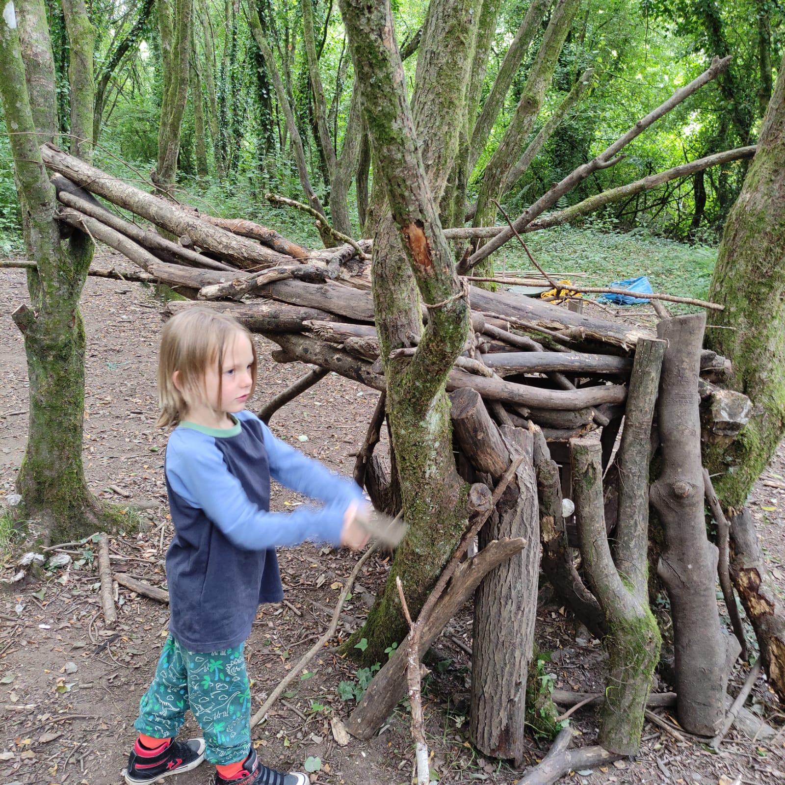 Mudbugs @Glantawe Riverside Park block mentored by Forest School SNPT