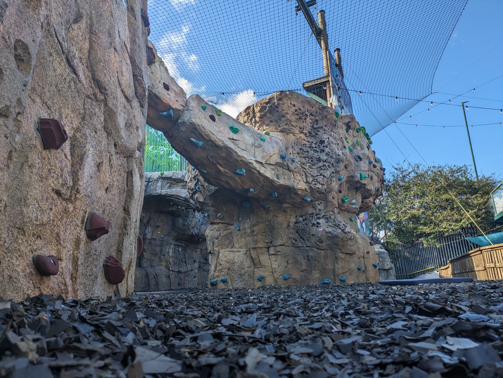 Climbing & Graffiti at Boatyard Boulders - image 11