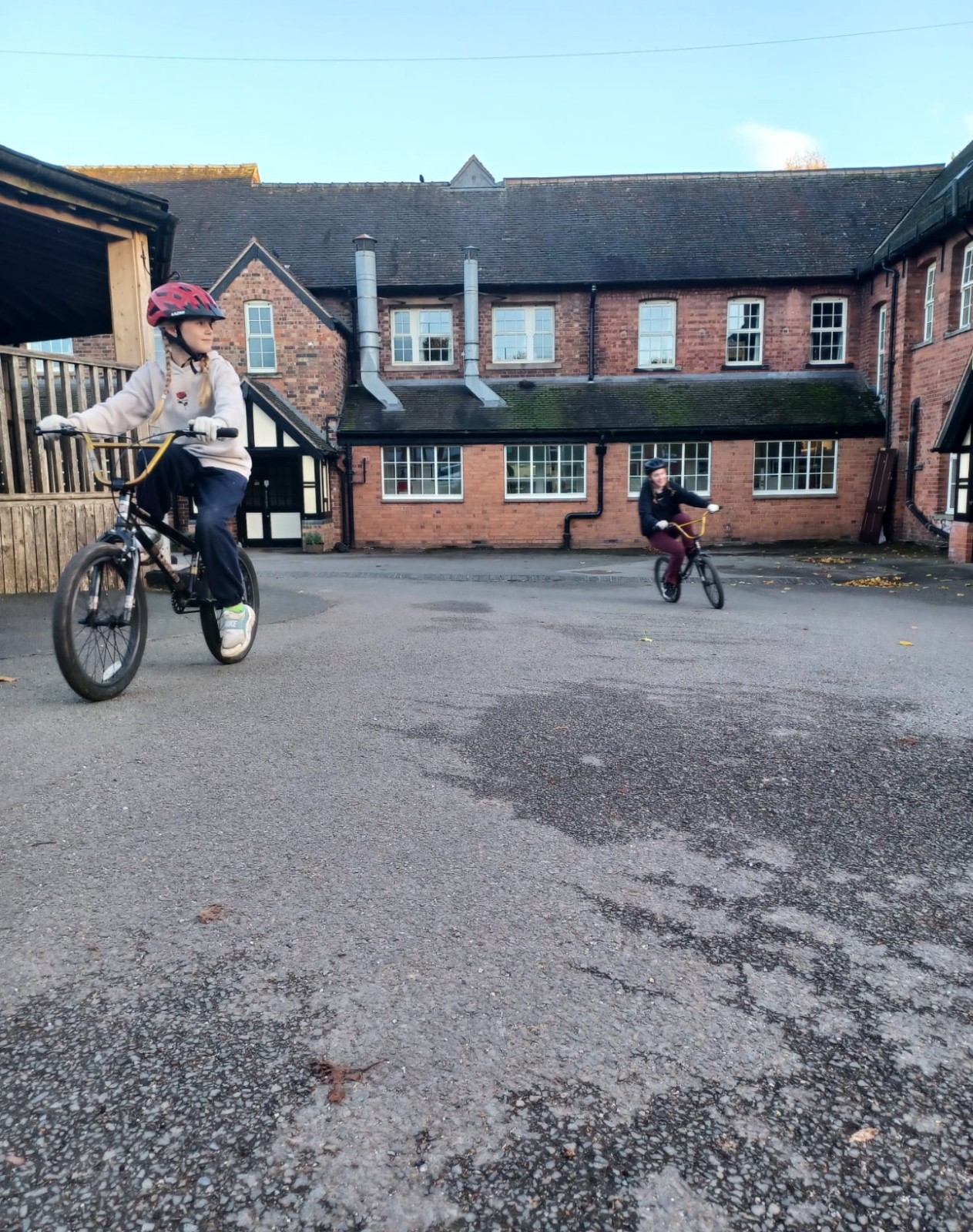 Entrust Adventure Days Skills Edition Standon block mentored by Entrust Youth Programmes
