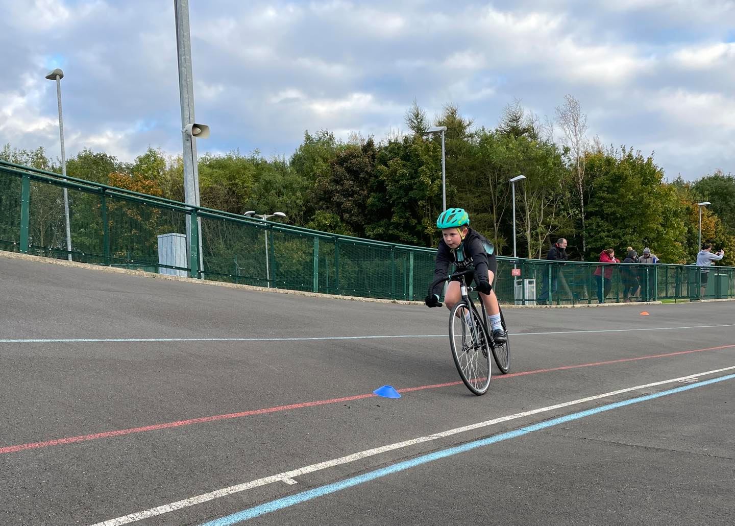 Youth Track Cycling - Beginners - image 2