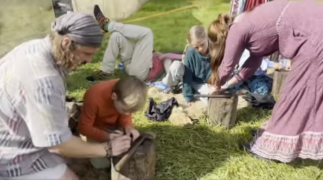 Wood Henge & Crafts Settlement Build Camp - image 16