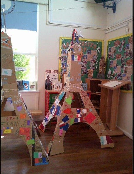 Den Building at Fenchurch Family Hub block mentored by Fenchurch & Octagon Family Hubs