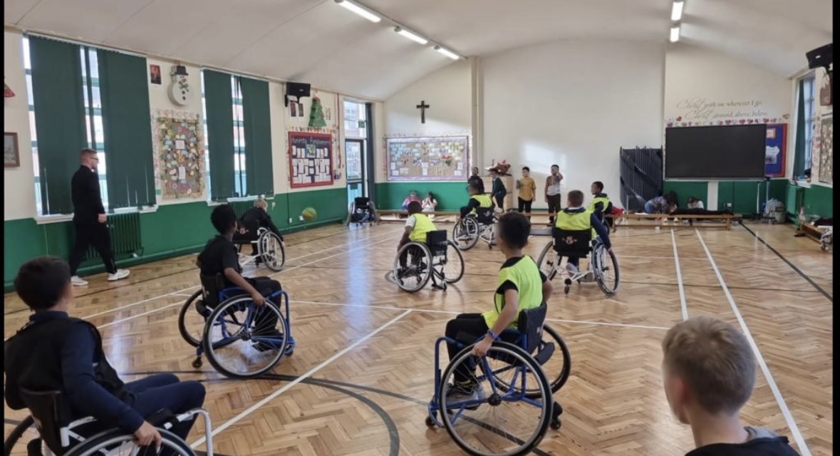 Northfields Playbarn - HAF Club - image 2