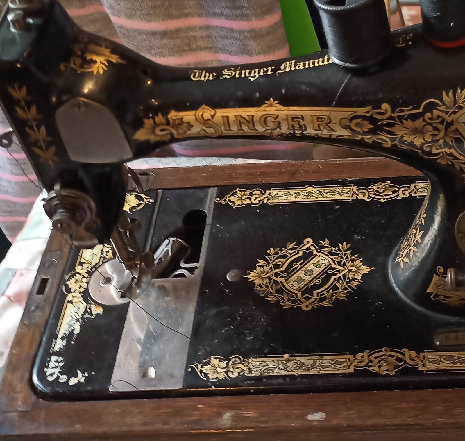 Sewing machines for beginners block mentored by Helyk Homesteading