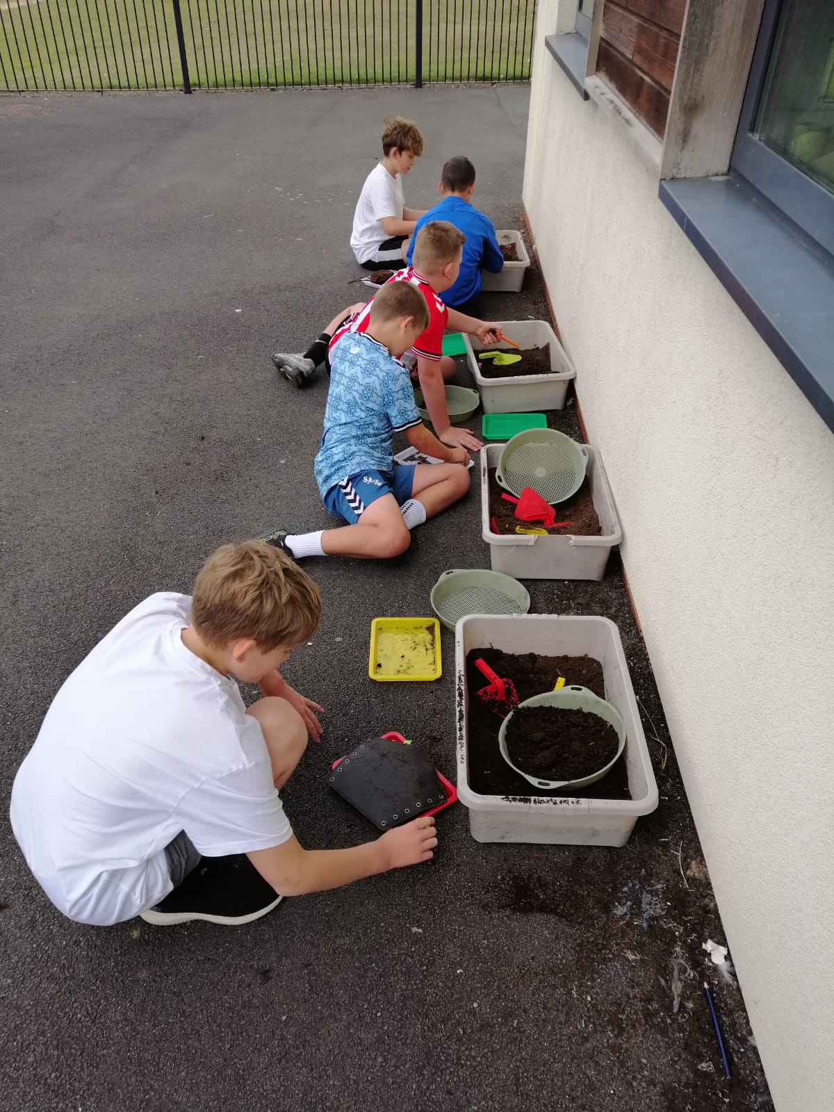 SportsKing Easter STEAM & ARCHAEOLOGY CAMPS - image 4