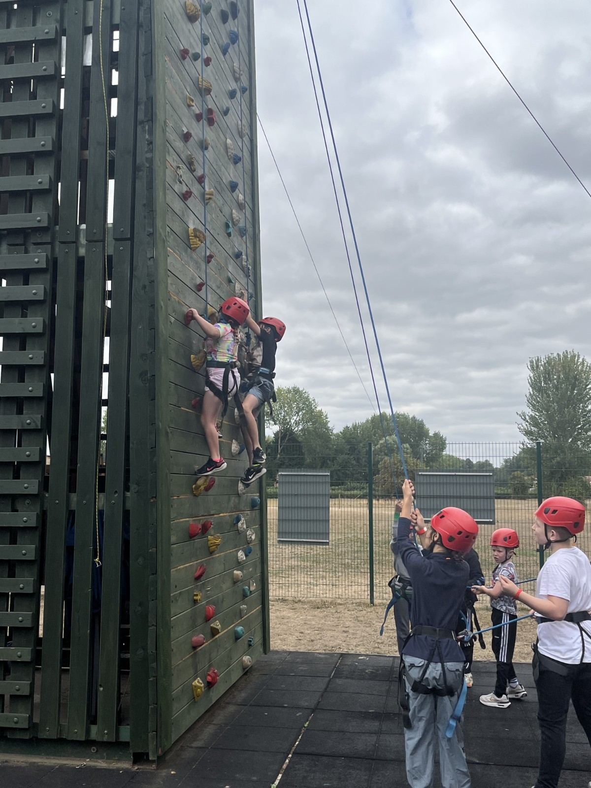UOW Lakeside's Outdoor Education Holiday Club - image 6