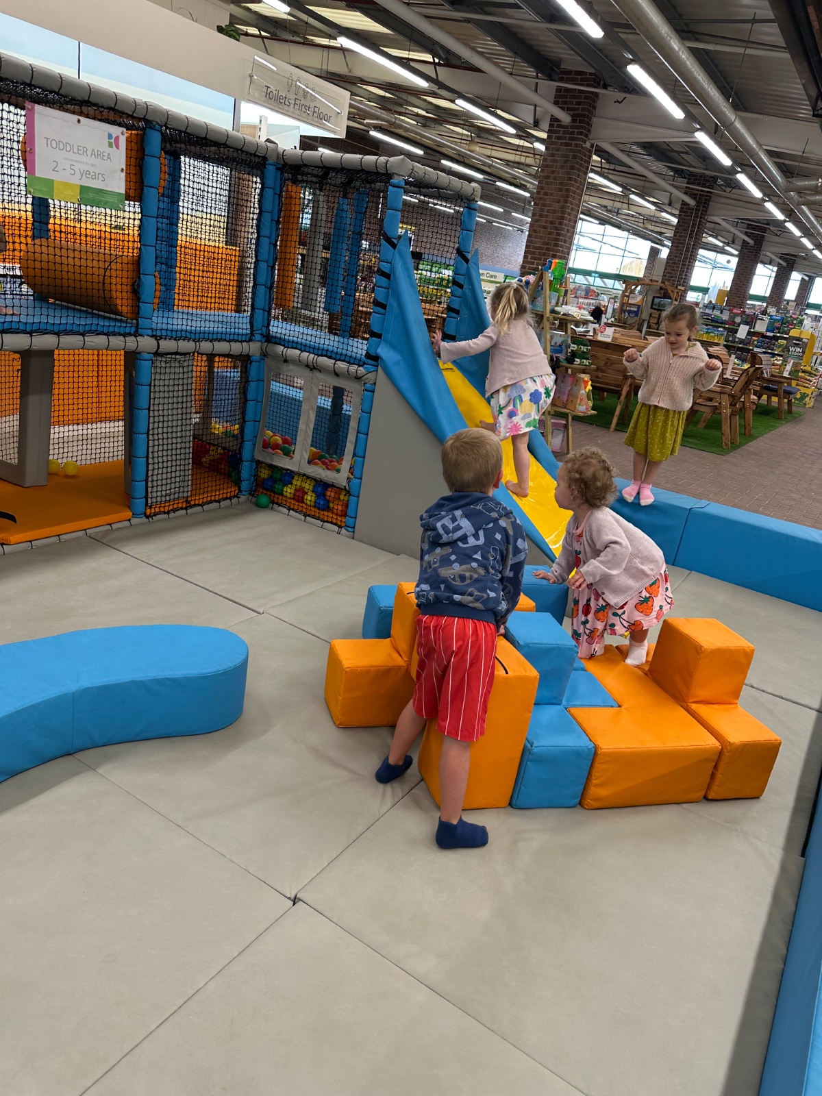 Nini Childcare - image 35