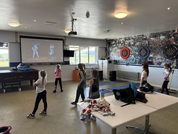 Featherstone Lions EasterSports & Activity Cam - image 28