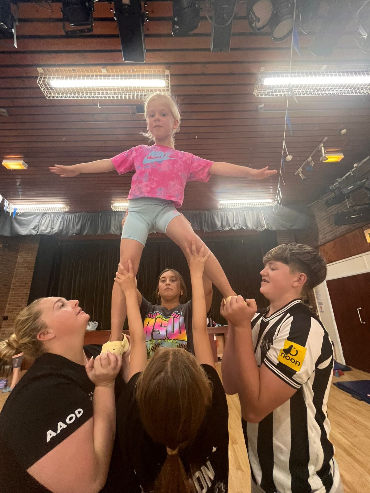 SK Cheer/Dance Oxclose Academy - image 6