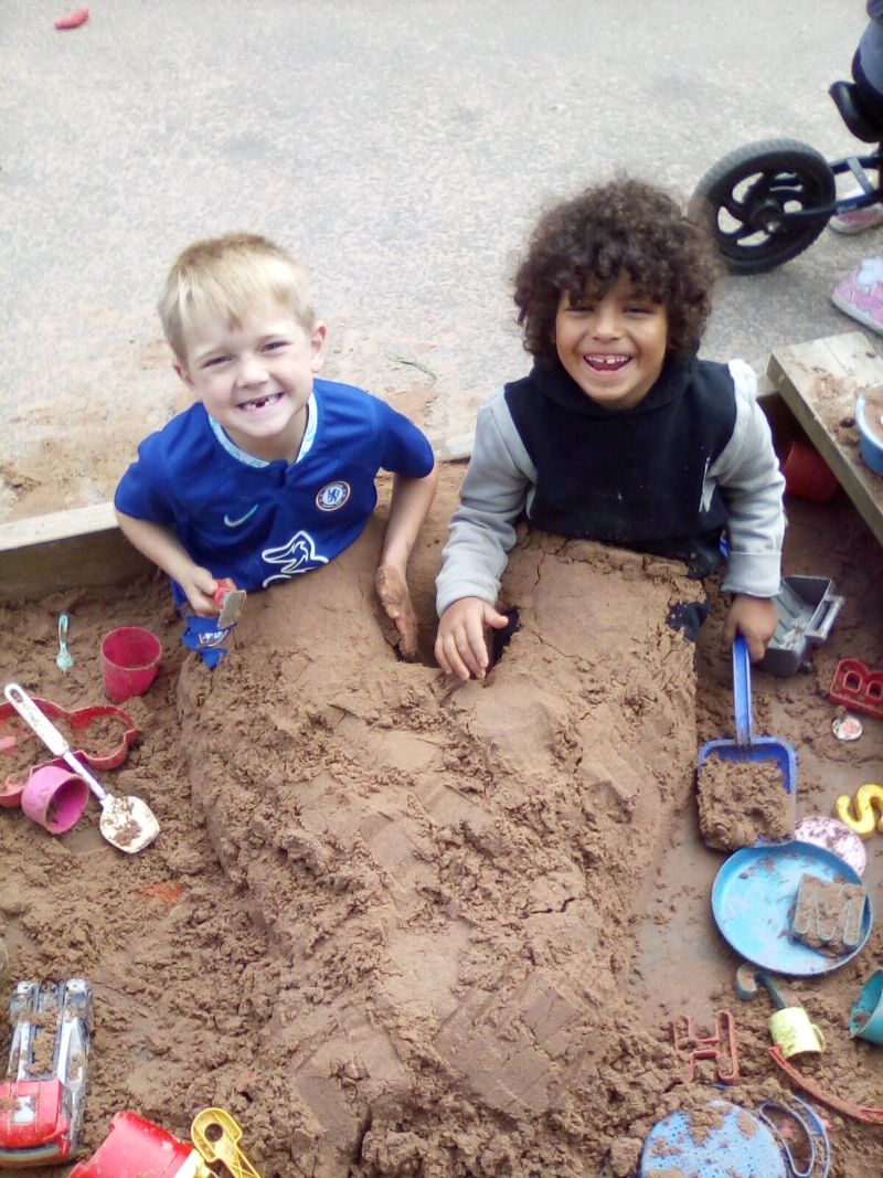 Tarka Tots Otters - South Molton - image 2