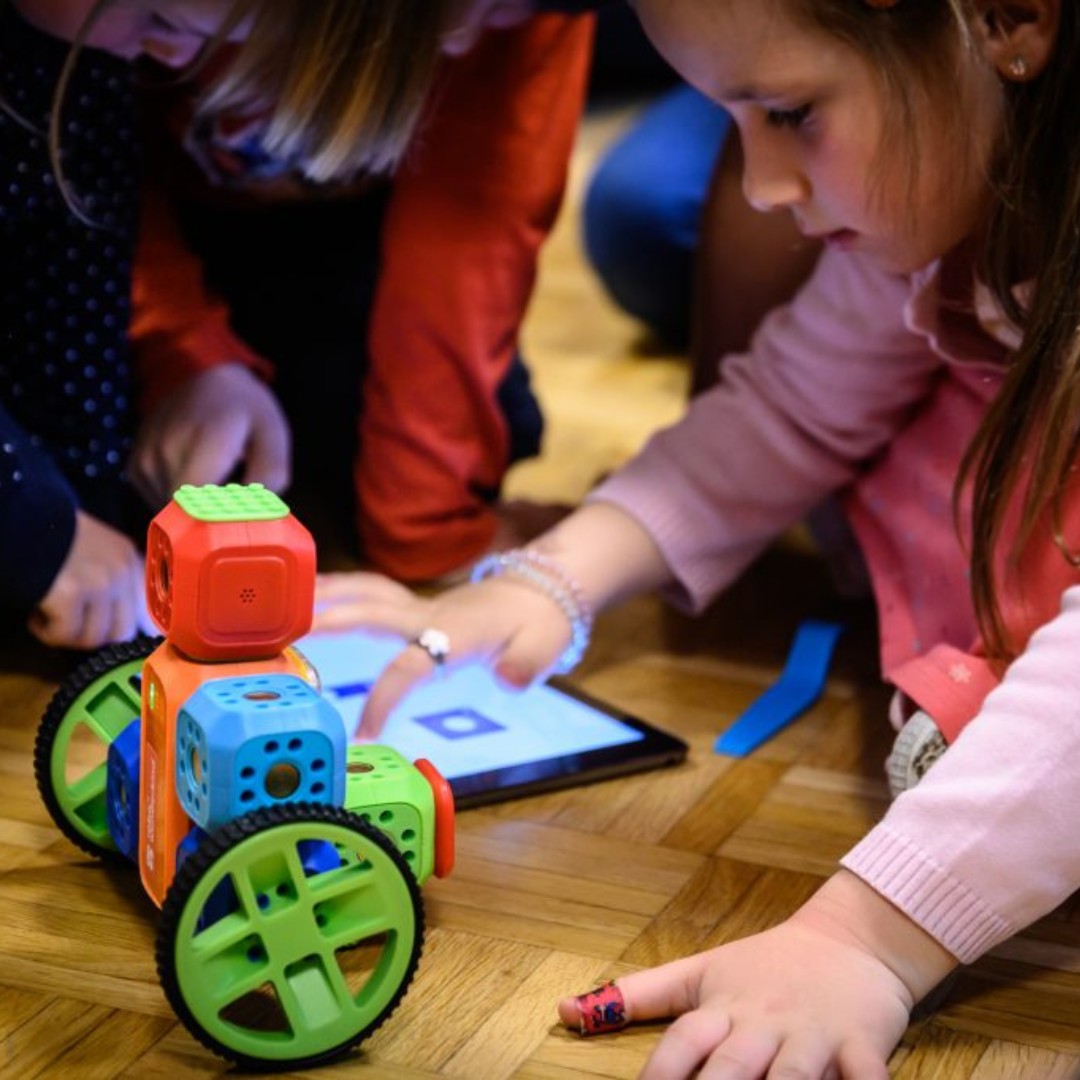 STEMplay HAF Skelton Youth Centre block mentored by STEMplay