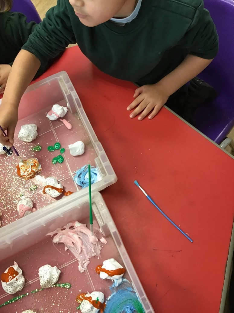 Kiddycare - Little Willows - HAF Club - image 6