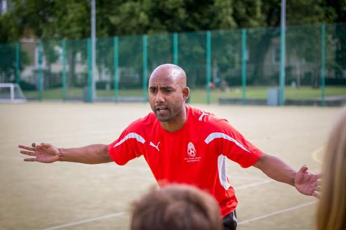 Featured image for blog post: What Makes a Great Grassroots Football Session? Advice from a Coach with 25 Years' Experience
