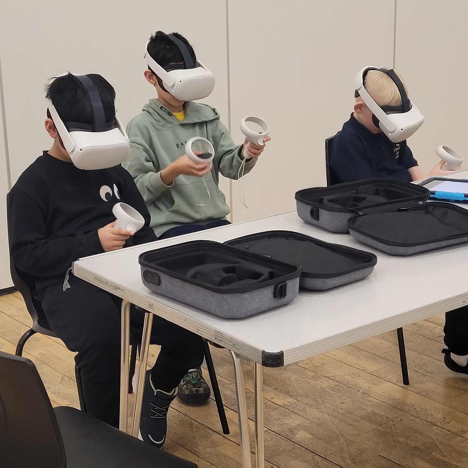 VR & Digital Art (Easter Holiday) - image 3