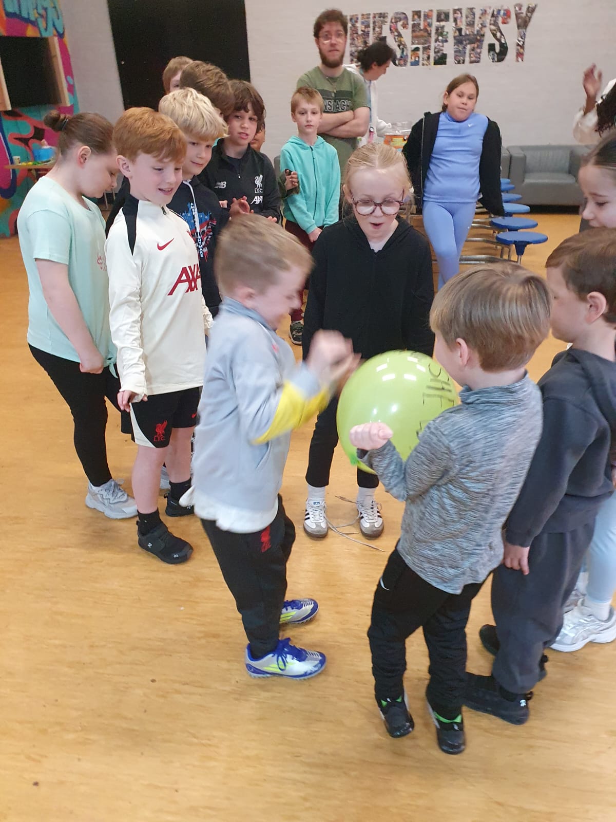 The Shewsy May Holiday Play Scheme - image 5