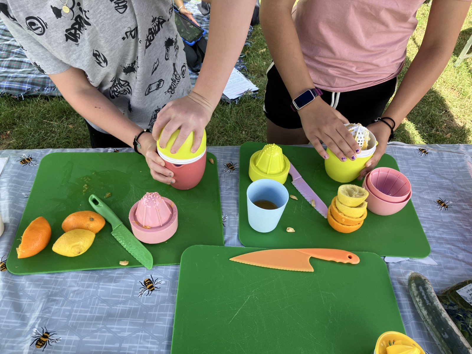 Frome Vale outdoor play session - image 7
