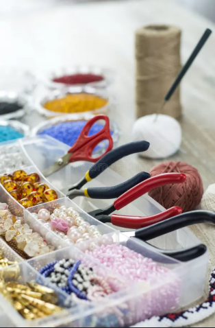 Godalming Youth - Jewellery making - image 4