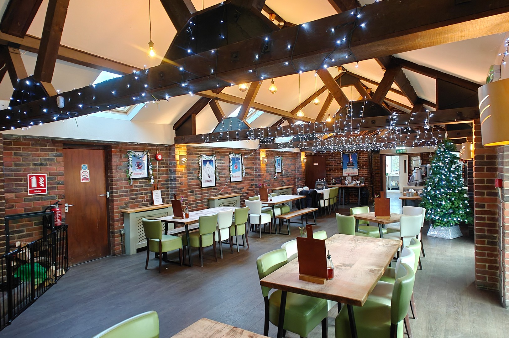 Chatham Snow Centre - Skiing - image 6