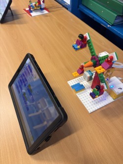 Lego & Tech Camp - image 3