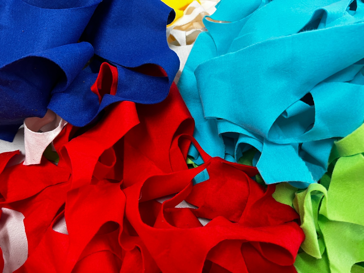 Arts, Crafts & Puppets - image 2