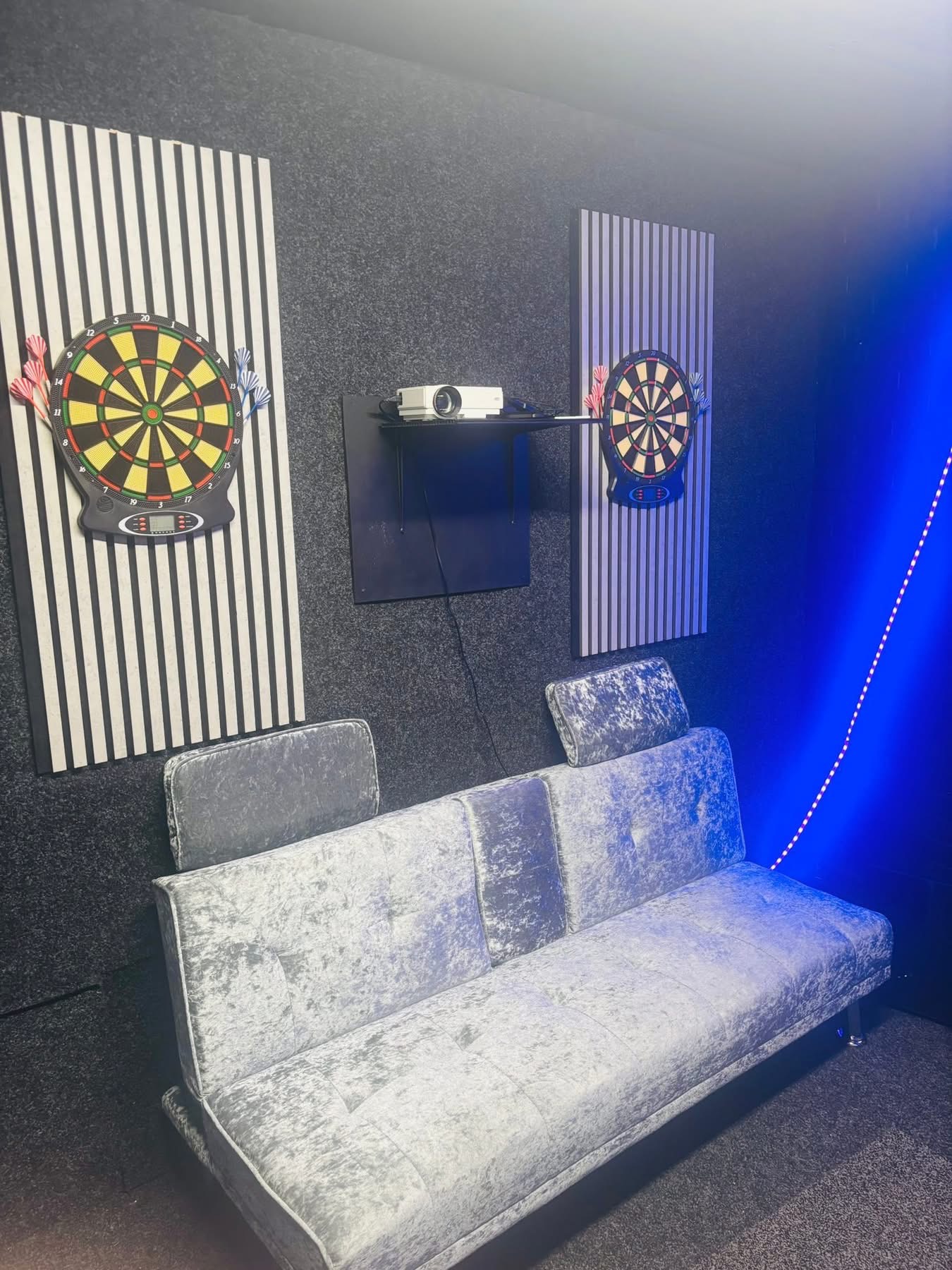 Deluxe Duo - Pamper and Gaming Station - image 9