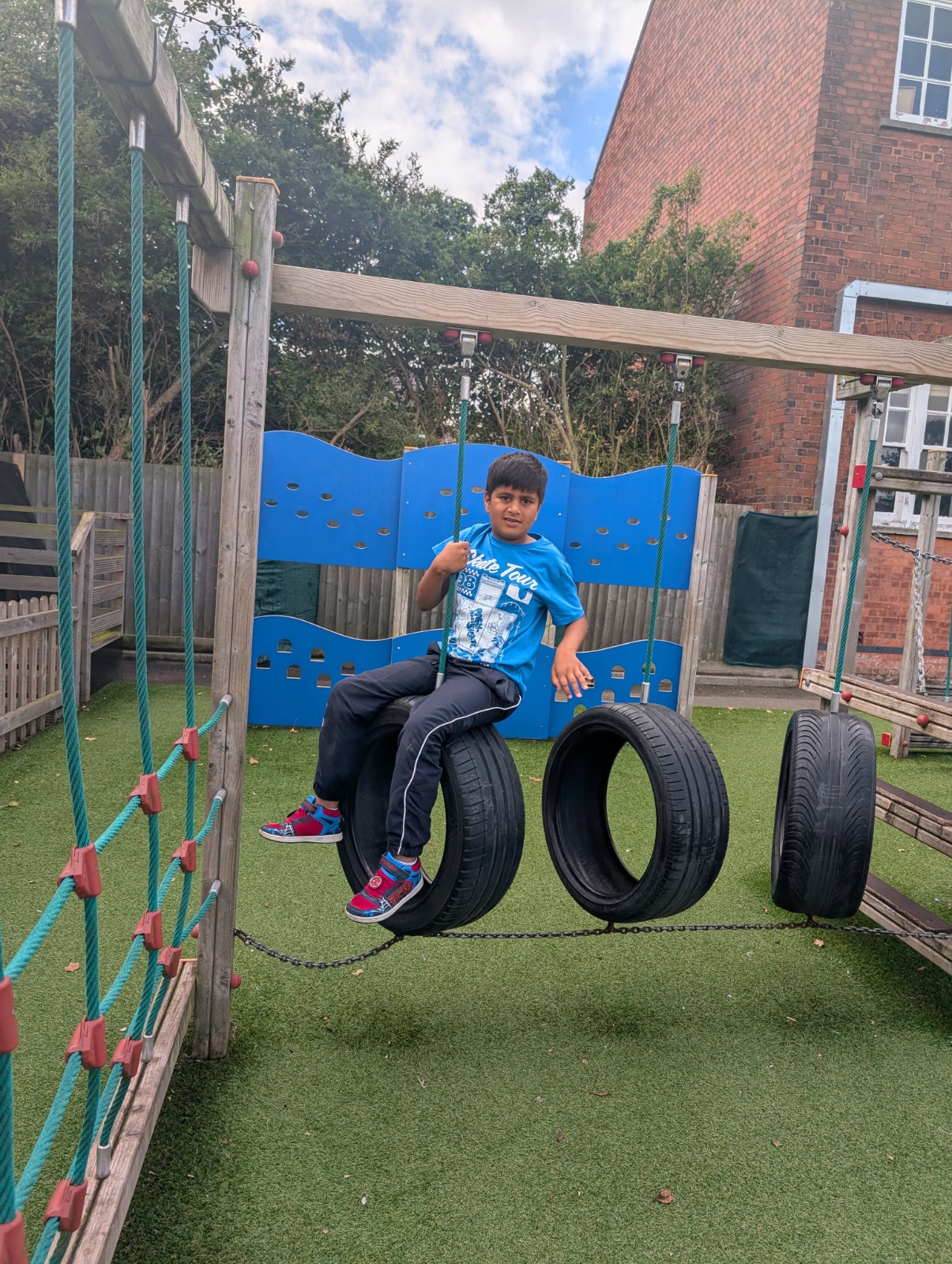 Rushey Mead Primary  - SUMMER Specialist SEND - image 3