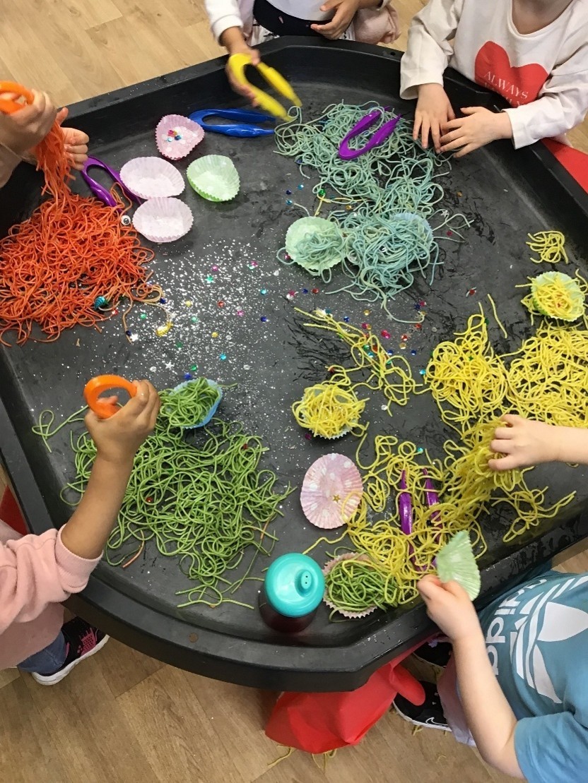 Kiddycare - Little Willows - HAF Club - image 2