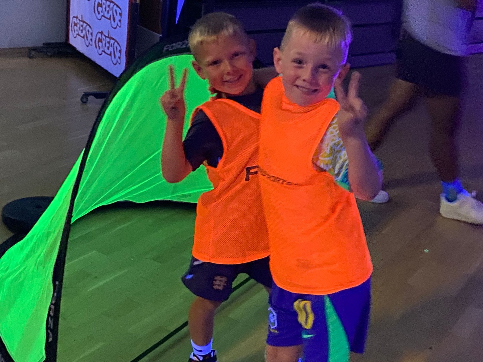 SK Glow in the Dark Sports-Barmston - image 4