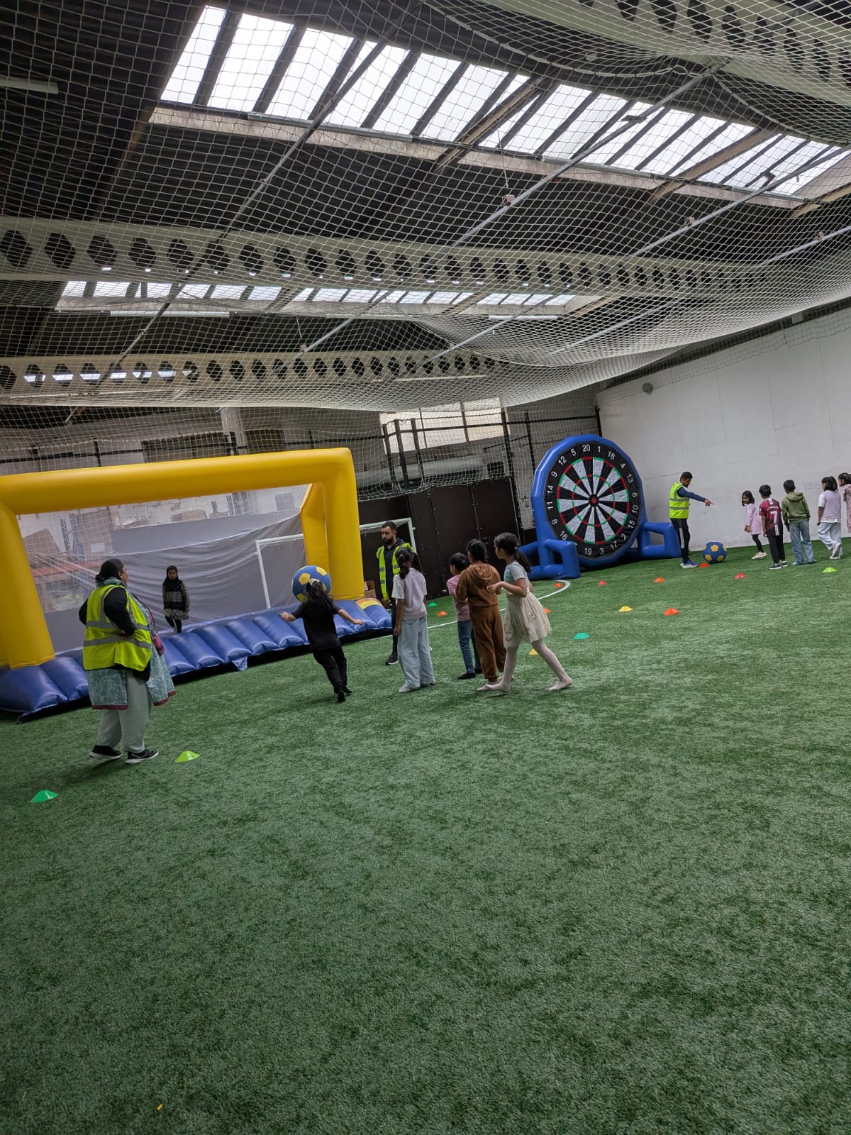 Oldham Greenhill XMas HAF - image 4