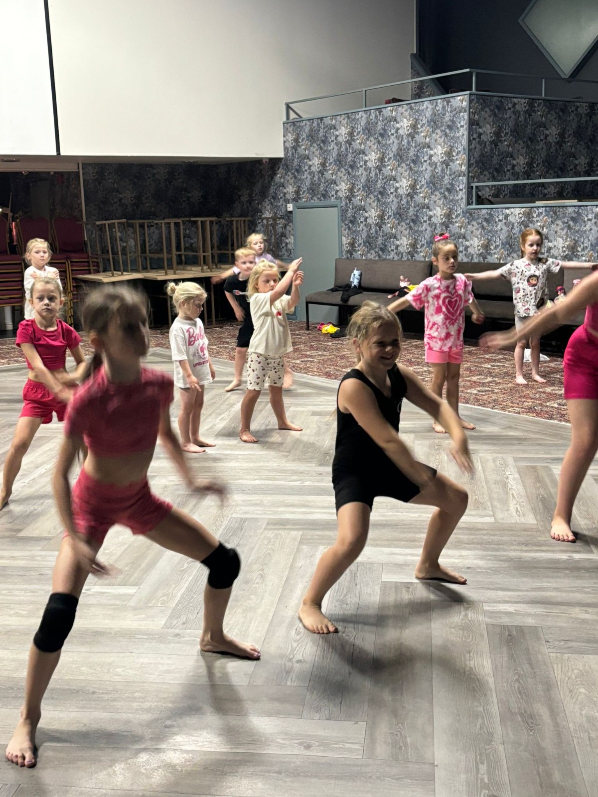 SK Cheer/Dance Oxclose Academy - image 19