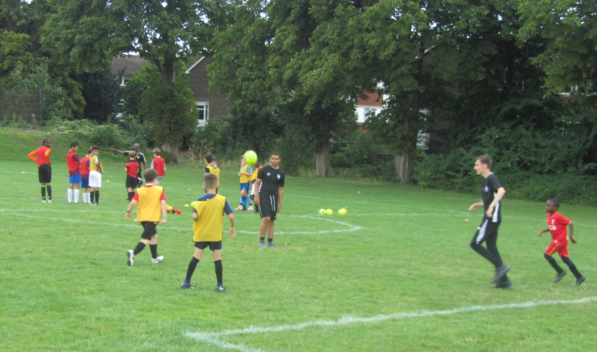 BiG 2-in-1 Xmas Football Programme - image 4