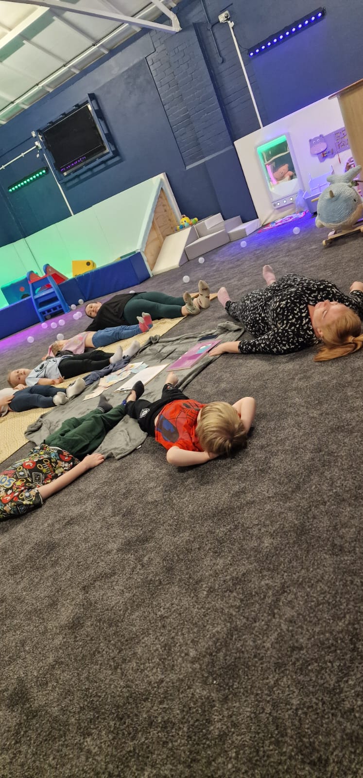 Glow Baby HAF Christmas Holiday Club - image 3