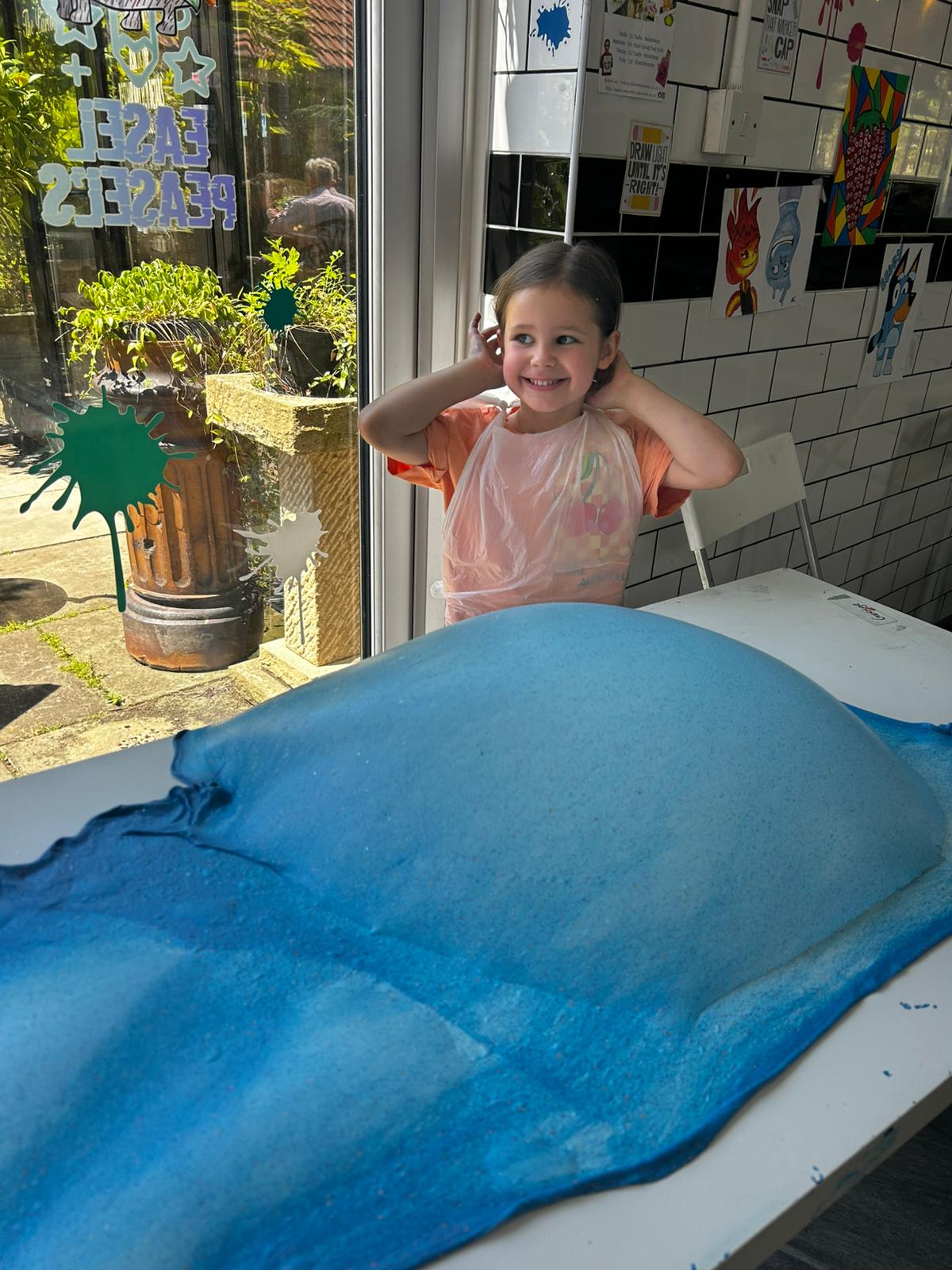 Easel Peasels Art Holiday Club Newport - image 17