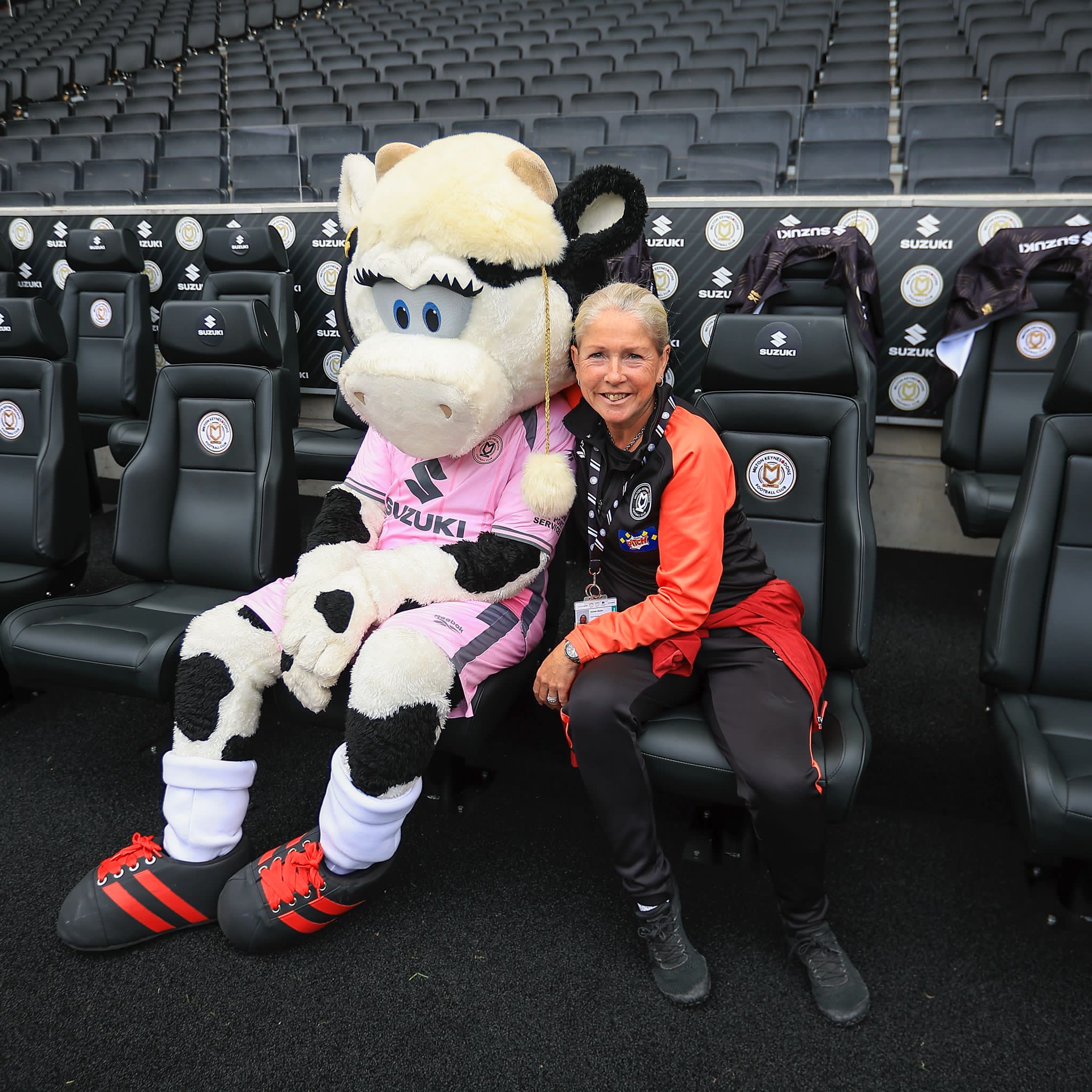 MK Dons/Hedgerows HAF Multi-Activity Camp - image 5