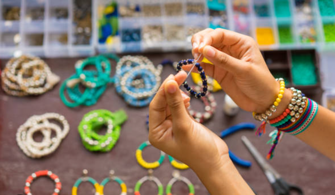 Godalming Youth - Jewellery making - image 2
