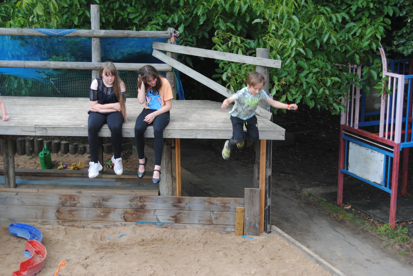 Adventure Playground Holiday Playscheme - image 2