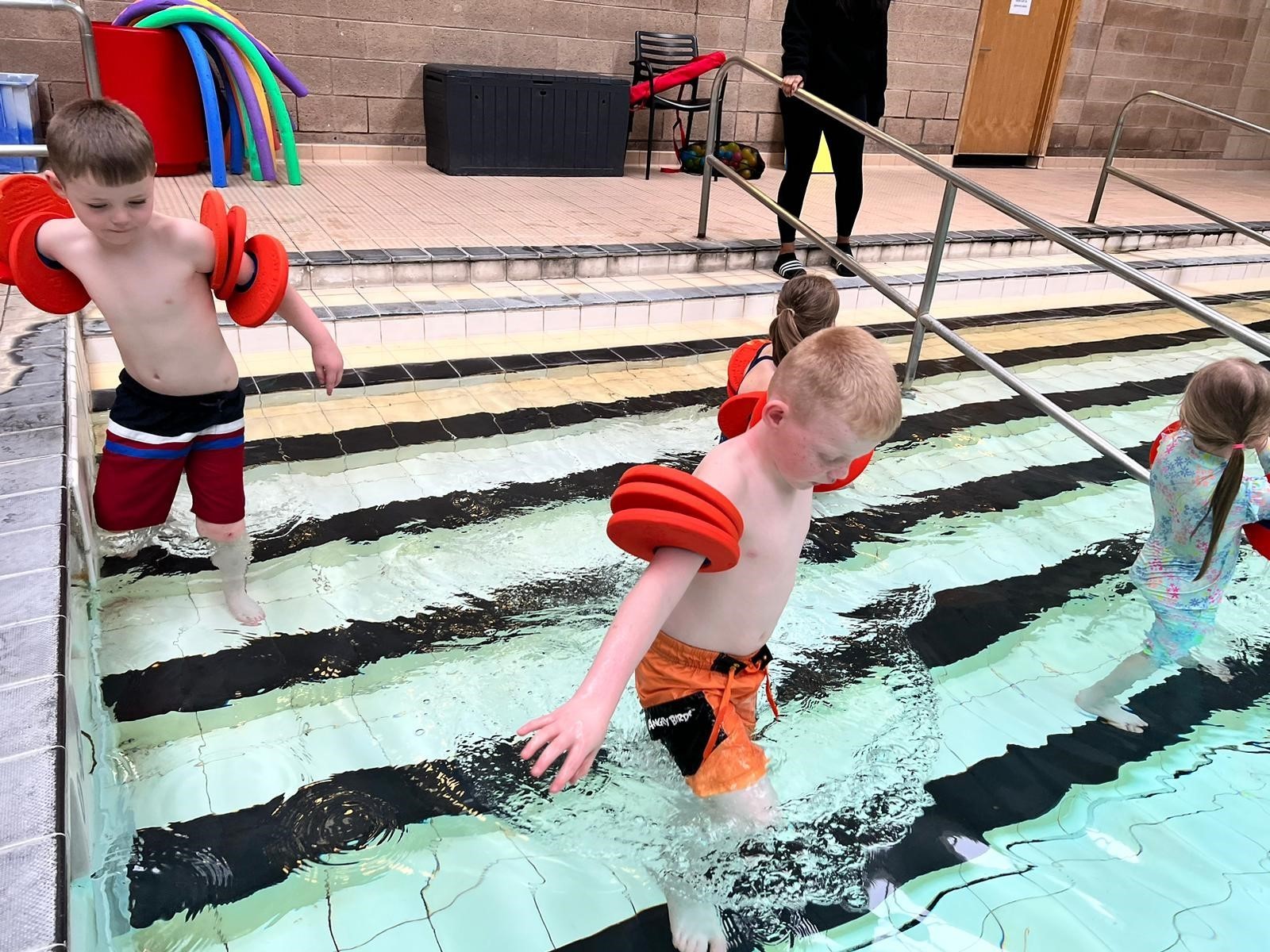 Active Holiday Club - OXFORD PARK - image 2