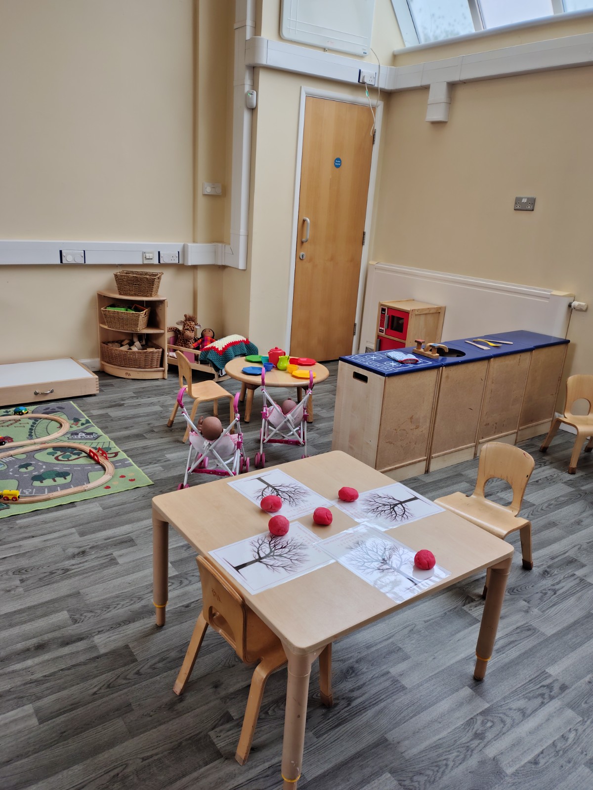 Eastfield Family Hub Stay & Play sessions - image 4