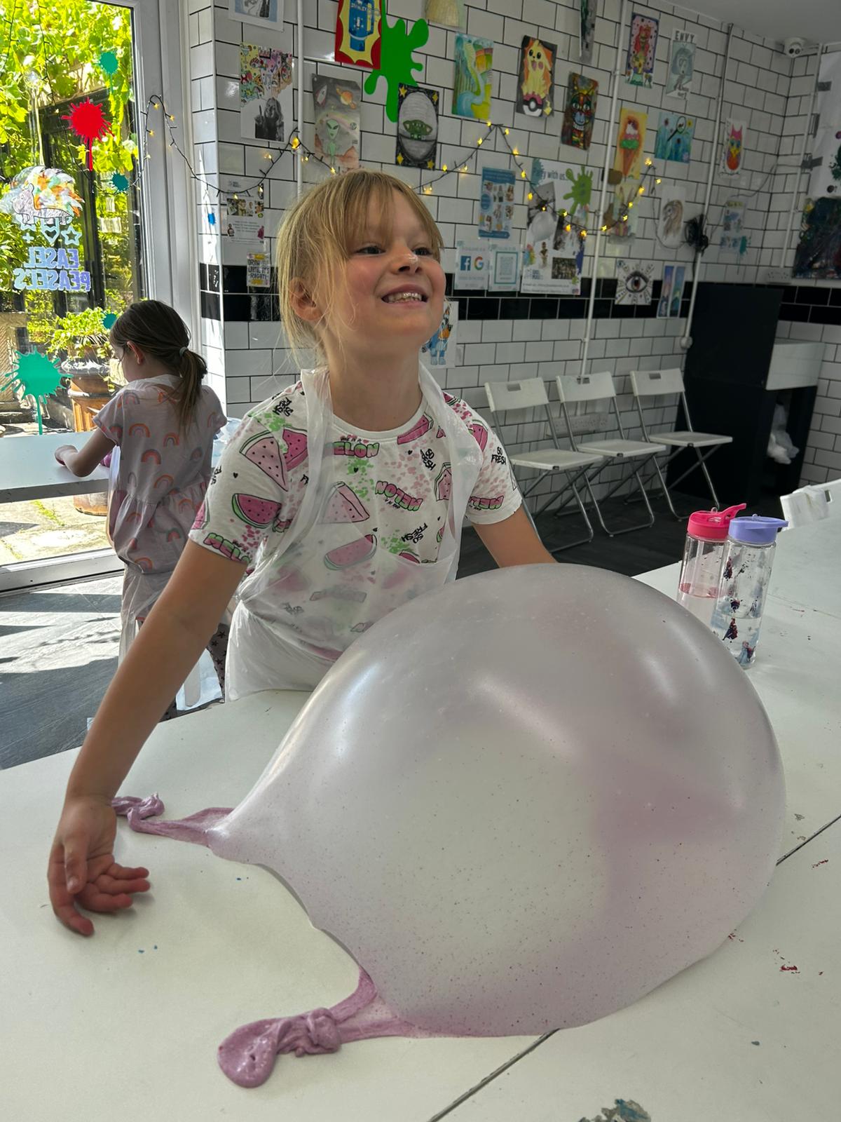 Easel Peasels Art Holiday Club Newport - image 14
