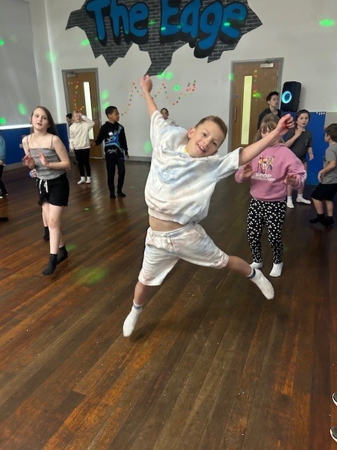 Club Edge - Summer Camp - image 8