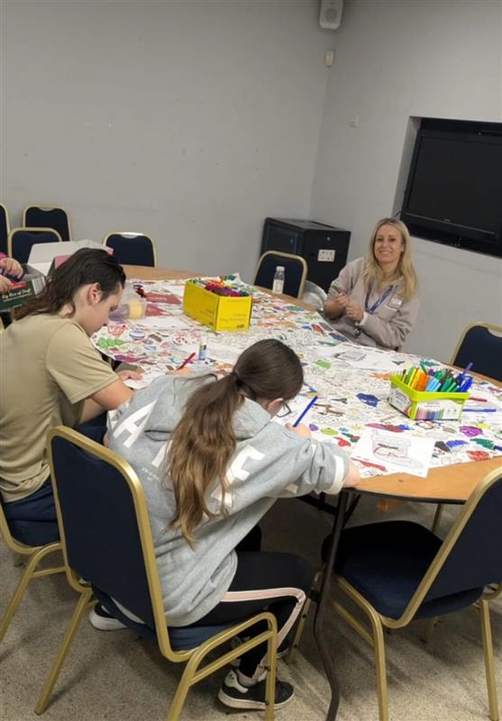 Youth Hub The Hut - Inflatable Fun - image 3