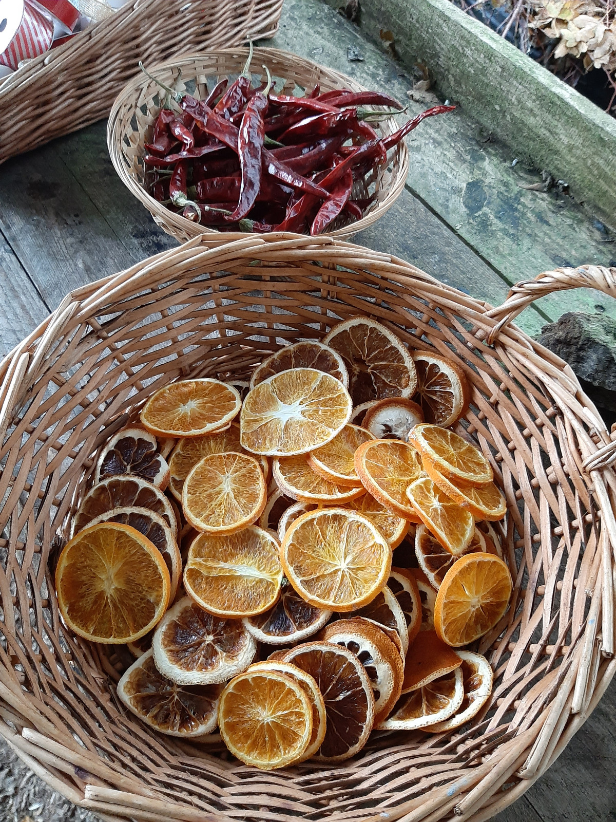 Natural Winter Decoration Making Workshop block mentored by Wildly Curious