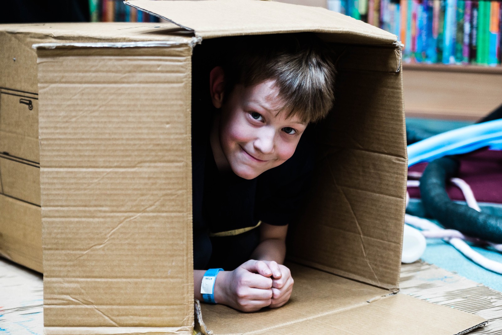 Gipsyville Library: Pop-up Play - image 2