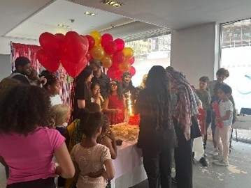 Sphere Holiday Hub (Christmas) - image 3