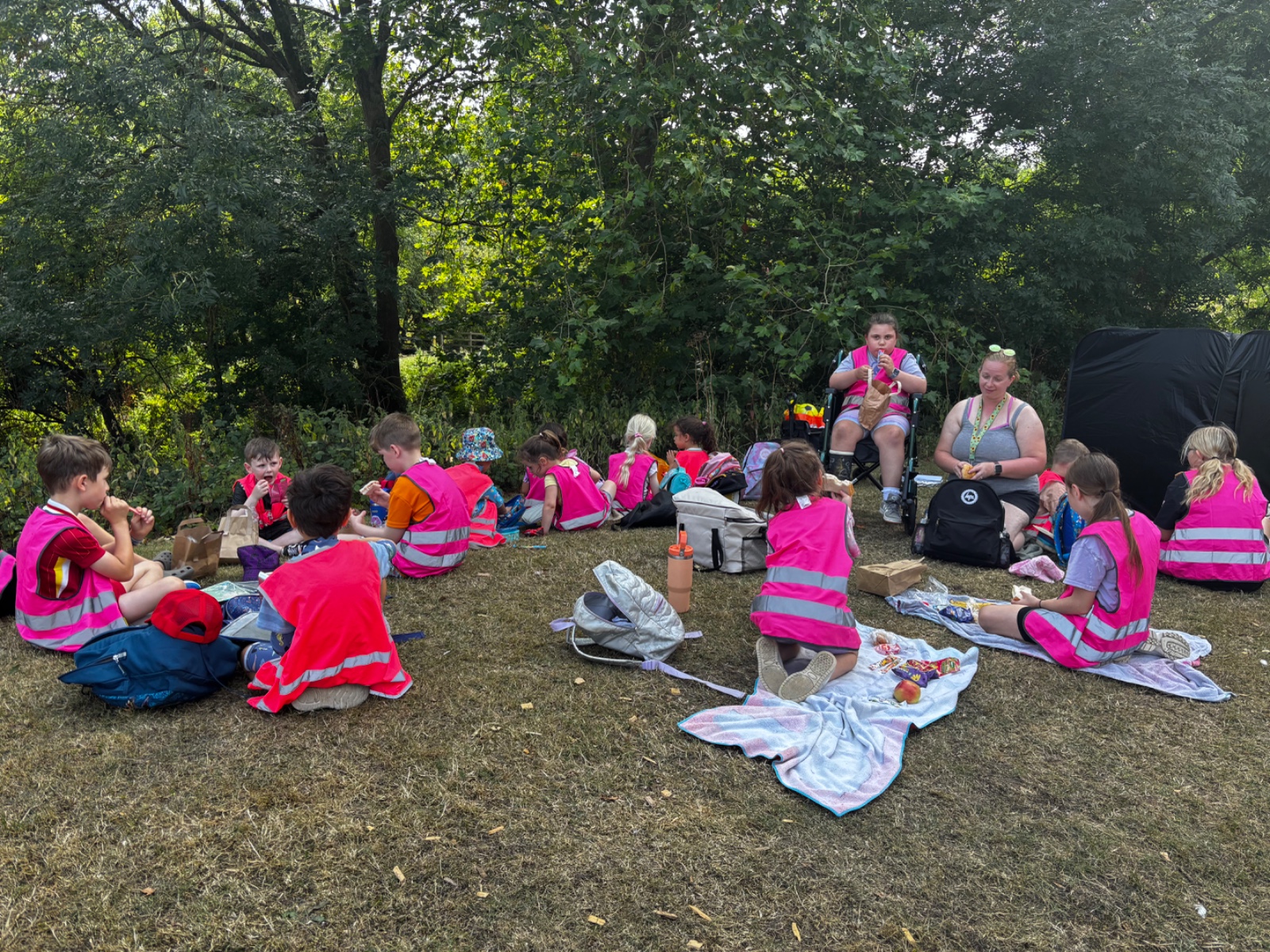 Sunflowers Holiday Club Droitwich - image 4