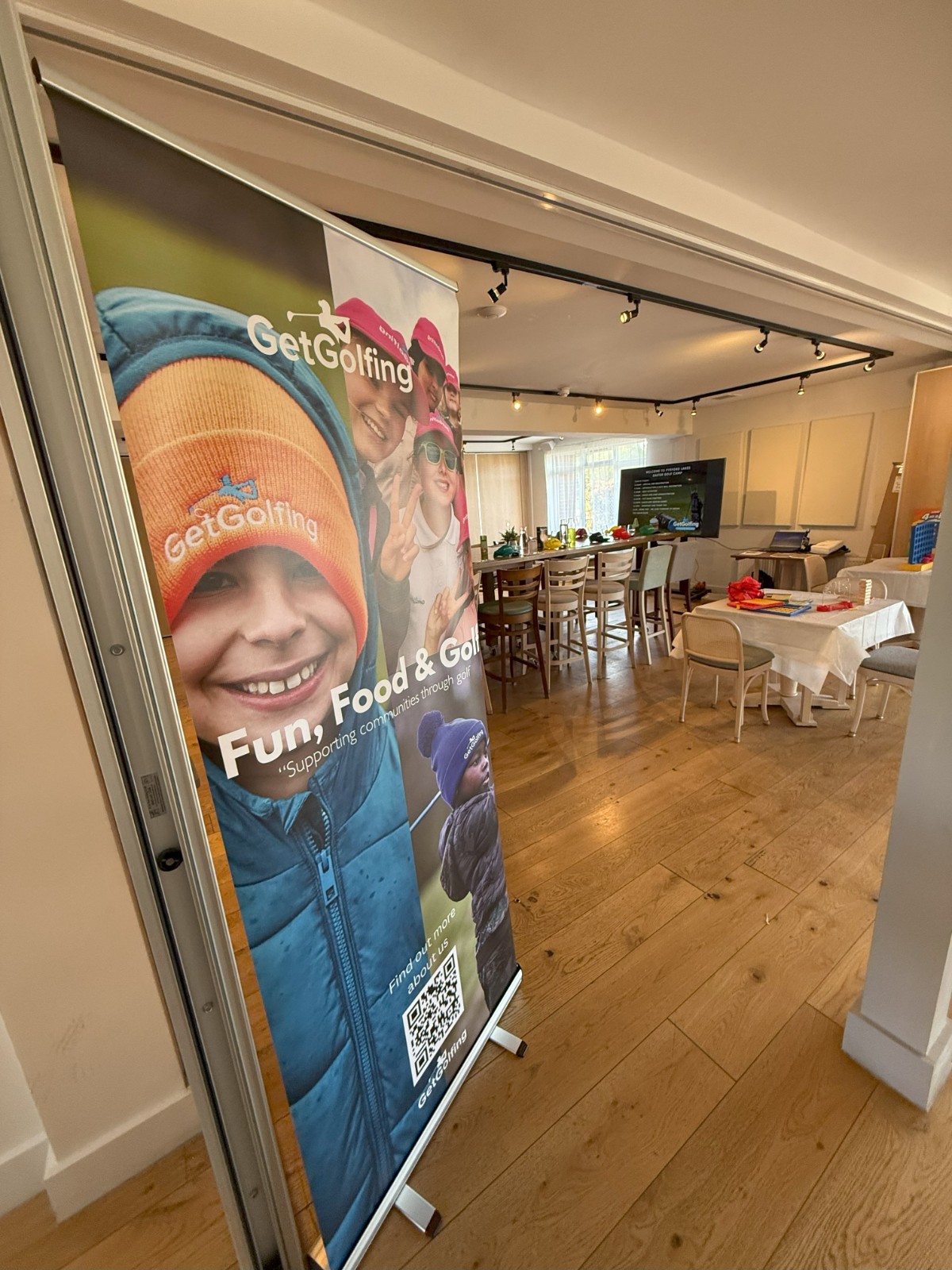 Get Golfing at Pyrford Lakes Stay & Play - image 2