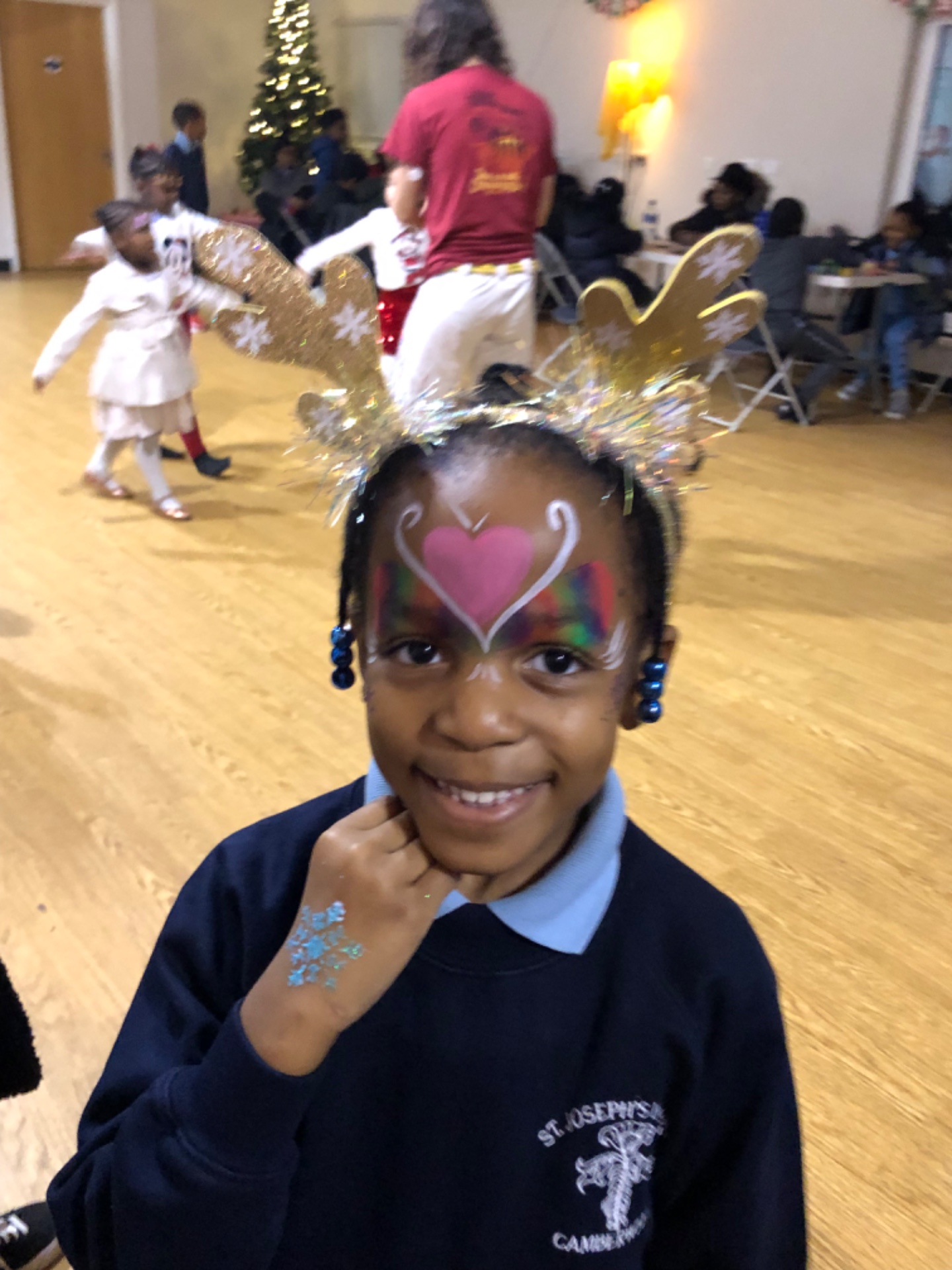 Kennington Park Centre Christmas Party - image 11